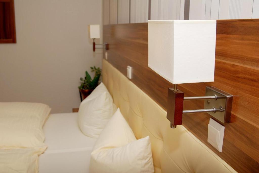 Hotel-Restaurant Laux Merzig Pokój zdjęcie