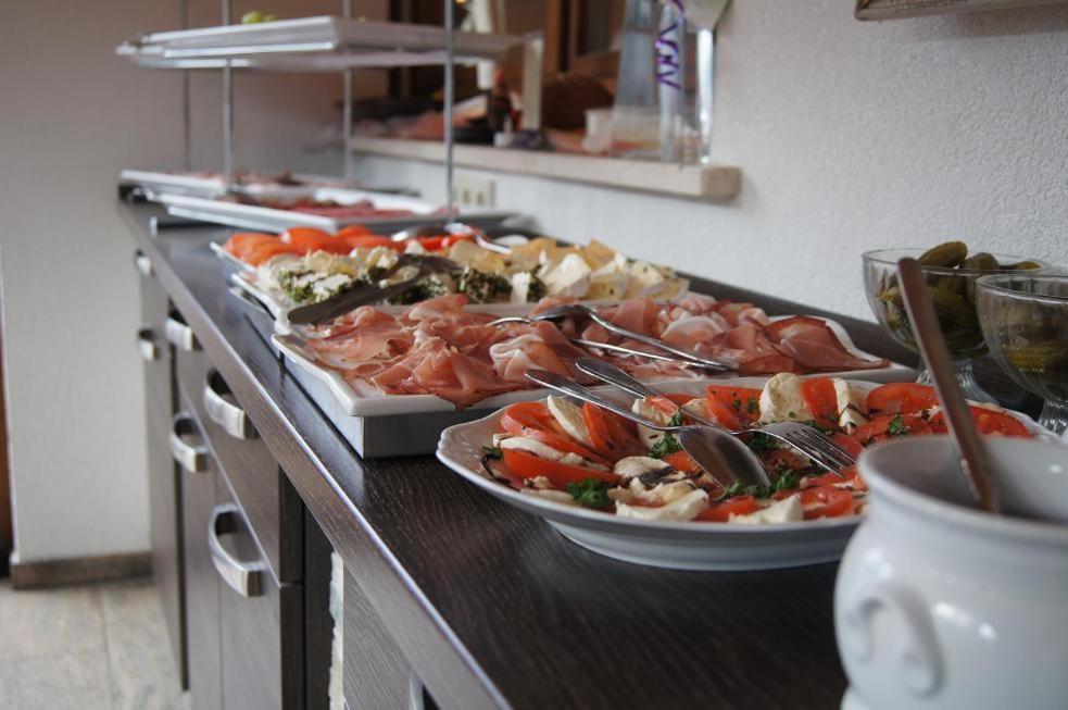 Hotel-Restaurant Laux Merzig Zewnętrze zdjęcie