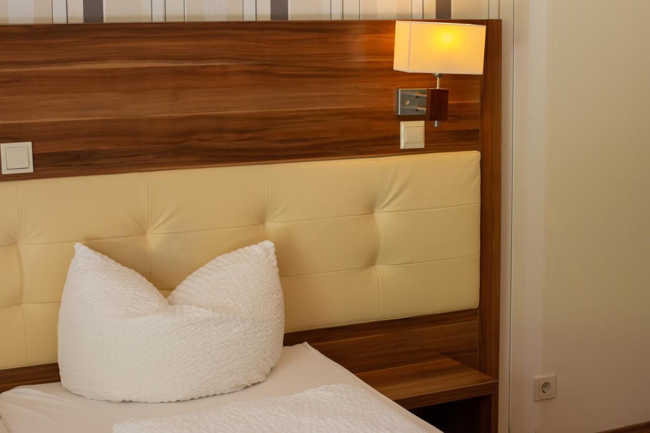 Hotel-Restaurant Laux Merzig Zewnętrze zdjęcie